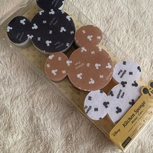 MICKEY MOUSE 3 PIECE KITCHEN